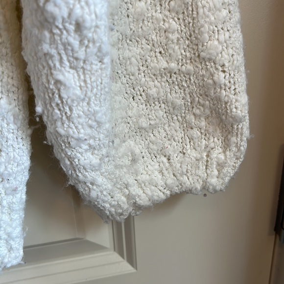 Vintage Bay Club Boucle Sweater - Picture 9 of 9